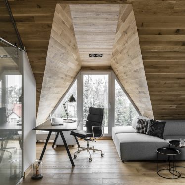 Un apartament elegant la mansarda