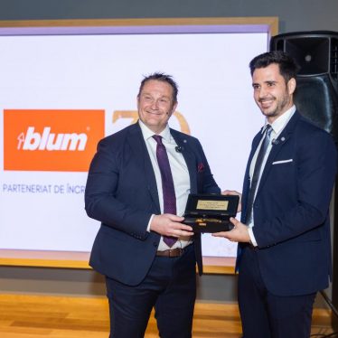 Blum România, 30 de ani de inovație, parteneriate solide și contribuție la transformarea industriei mobilierului